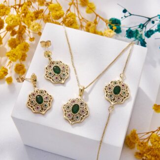 collier , gourmette