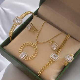 BIJOUX en acier